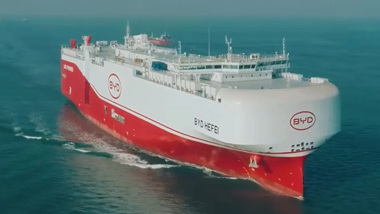 ¿BYD ahora construye barcos? Aguanten mi cerveza eléctrica