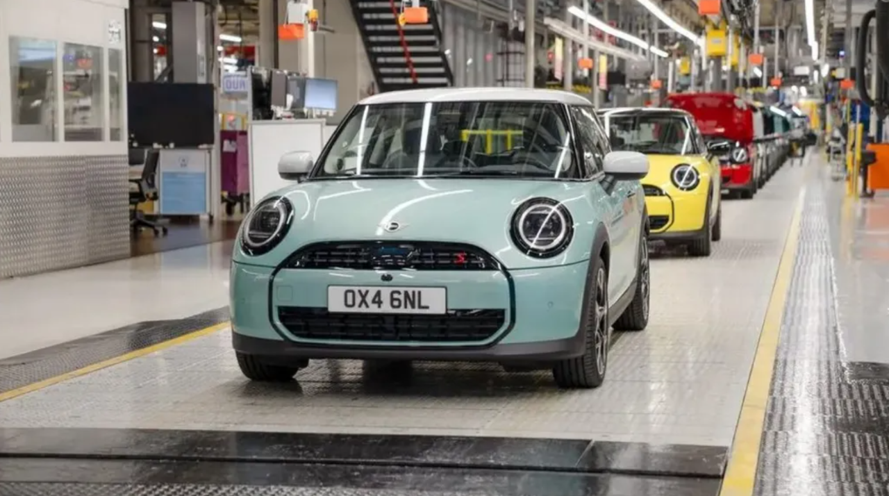 La Mini Crisis de BMW en Oxford: ¿Son Realmente Tan Malos los Vehículos Eléctricos?