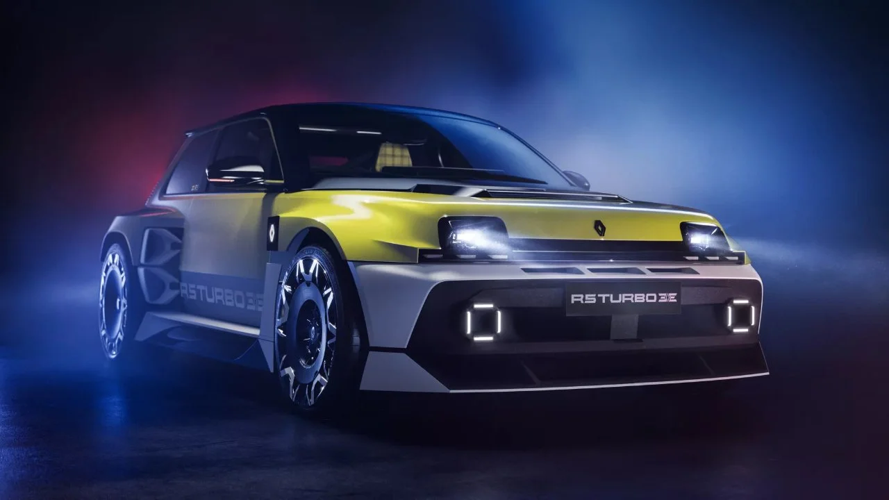 No tan Pequeño Terror: La Bestia Eléctrica de 540HP de Renault Está Llegando