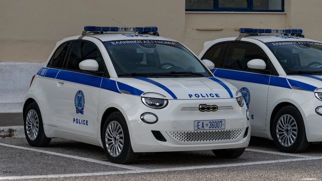Cero Emisiones, Máxima Adorabilidad: Los Nuevos Policías Eléctricos de Atenas