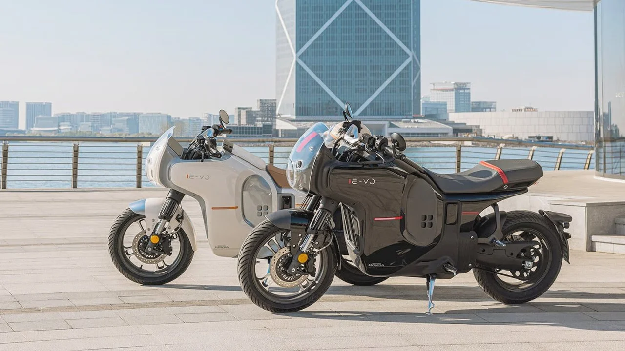 Esta Espectacular Motocicleta Eléctrica de Honda es… un Pequeño Engaño