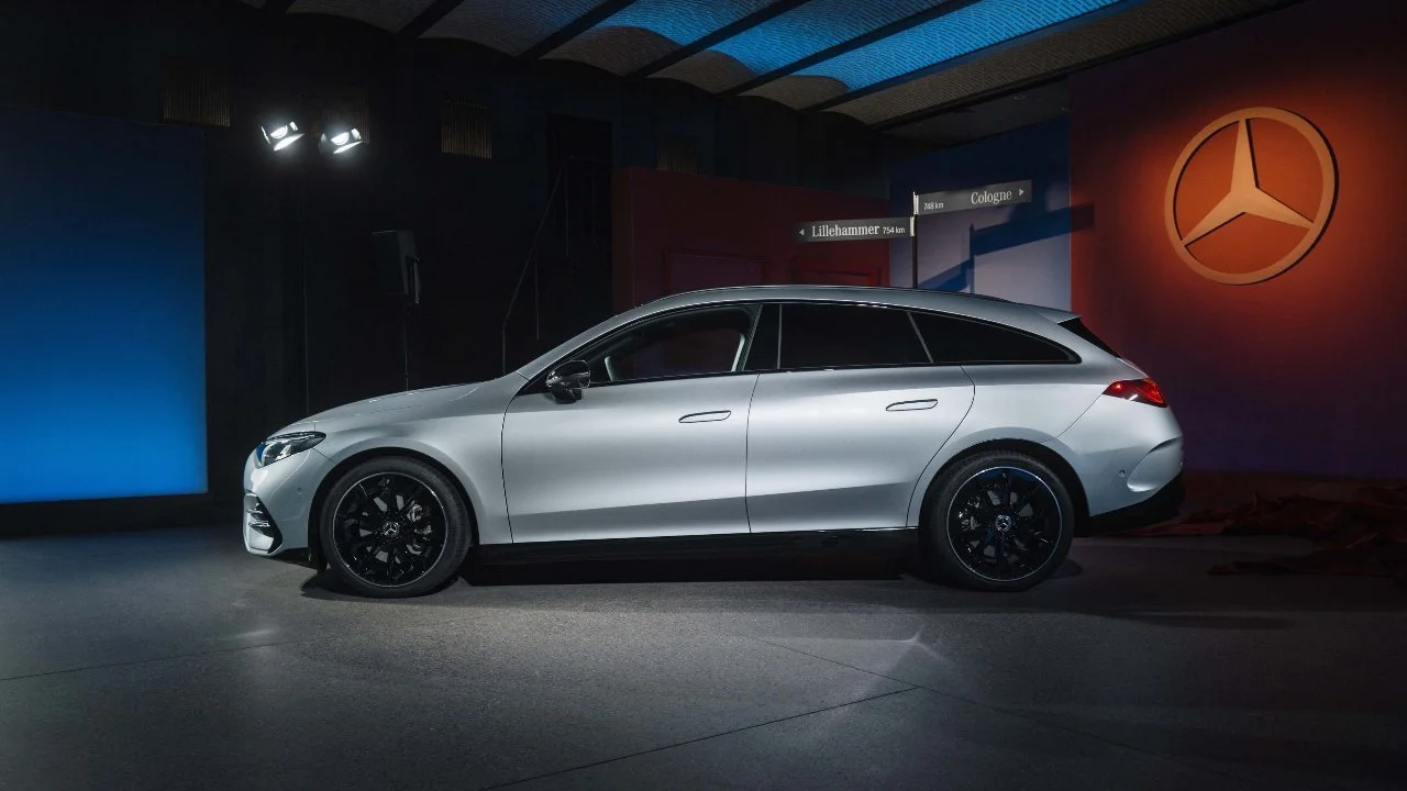   Image Credit: Mercedes-Benz.  