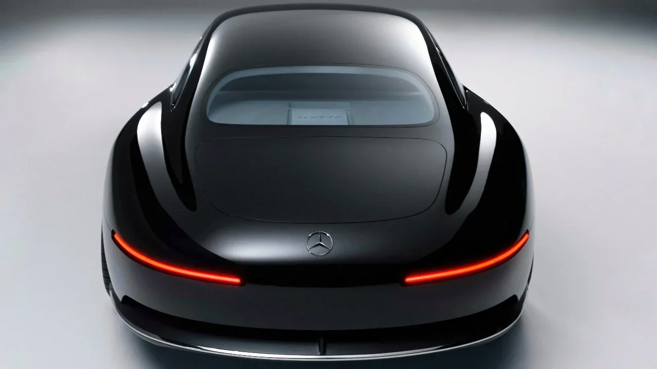   Image Credit: Mercedes-Benz.  