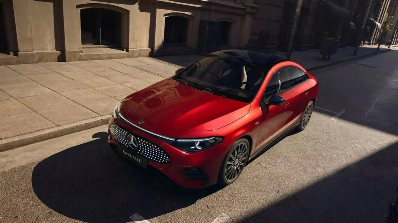   Image Credit: Mercedes-Benz.  