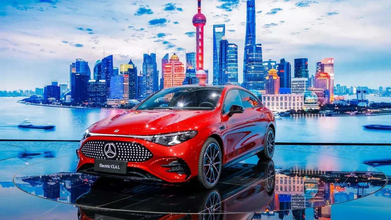   Image Credit: Mercedes-Benz.  